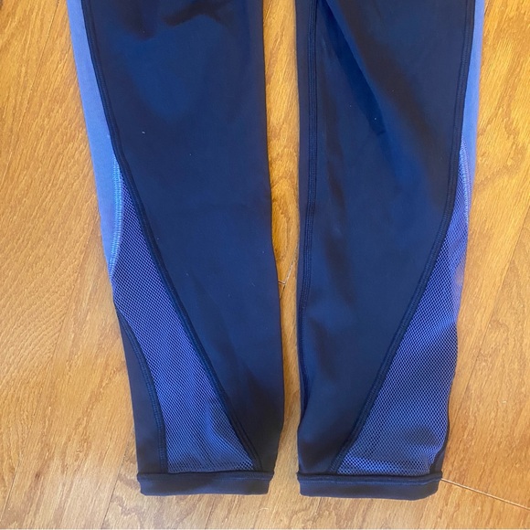 Lululemon “Colour Me Ombre” Crop leggings | Size 2 - Picture 4 of 7